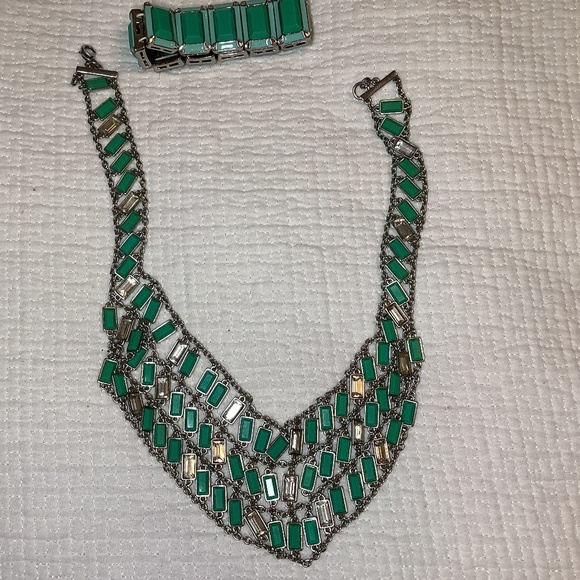 Banana Republic Bib Necklace + bonus bracelet, Milly Collection - Picture 9 of 9